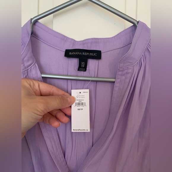 Banana Republic ruffle sleeve top - Picture 3 of 5